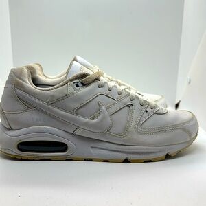 Men’s NIKE Leather sneakers 
White Leather
Size 10